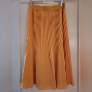 J. Crew Women's Pleated Skirt Sz. 8